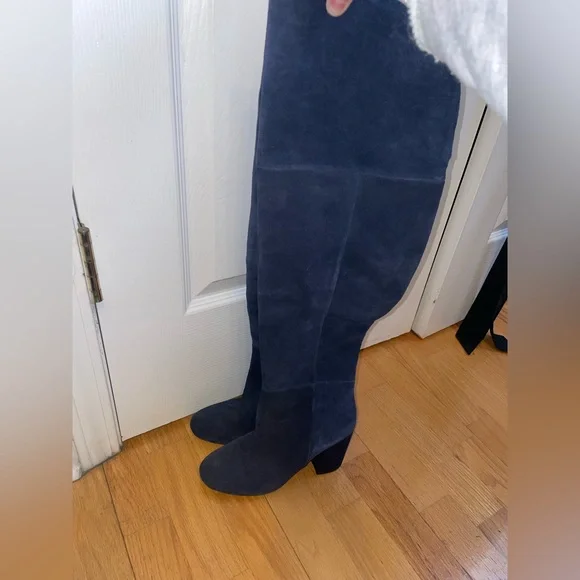 Kenneth Cole Reaction Knee High Boots - Picture 1 of 7